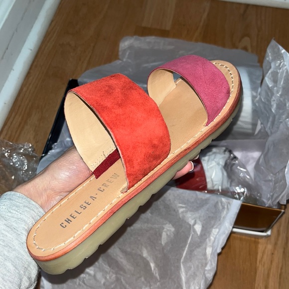 Sandals - Picture 2 of 4